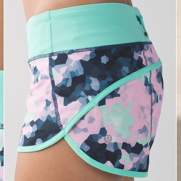 Lululemon Running Speed Shorts - Picture 3 of 6